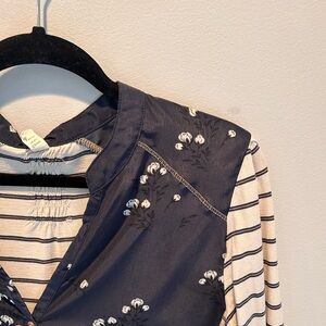 Anthropologie patterned top, navy and white, Size Large
